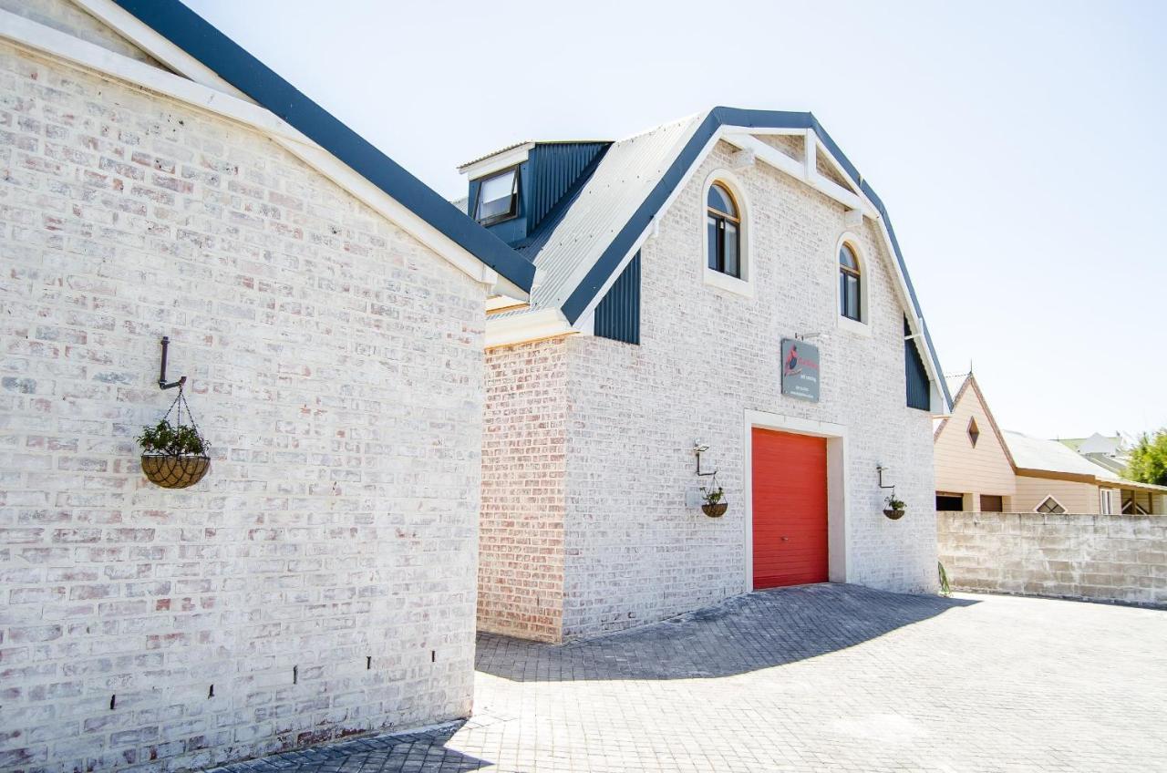 Red Bishop - Birds, Beach & Beauty Langebaan Exterior photo